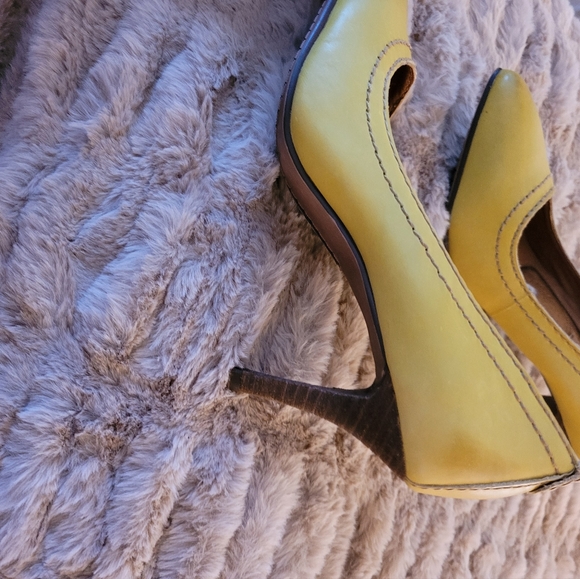 Calvin Klein Heels - Picture 7 of 8